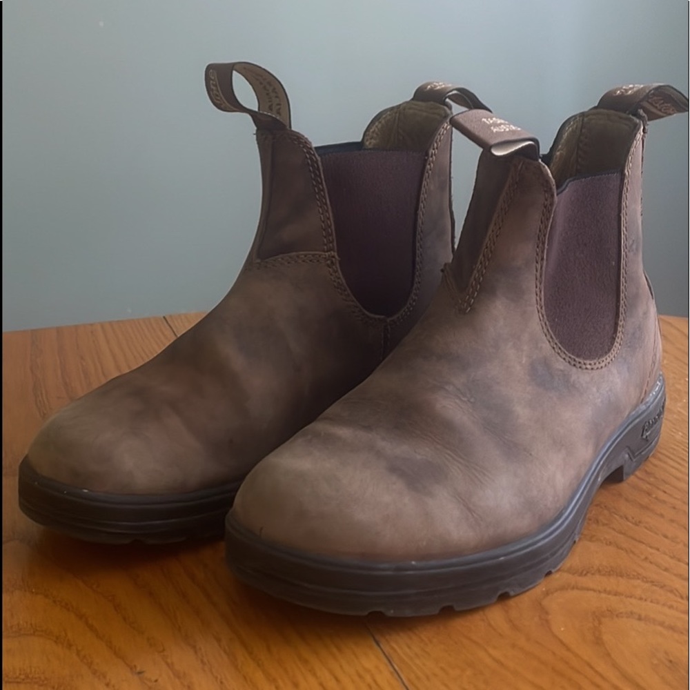 Blundstones 585 Classic in Rustic brown